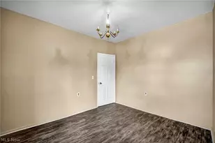 8802 Denison Ave, Loveland, OH 44102 - Photo 17