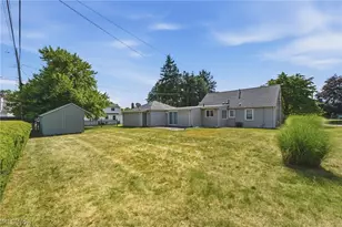 214 Grandview Ave NW, Canton, OH 44708 - Photo 9