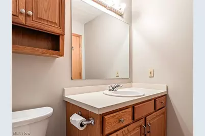 11314 Radburne Avenue NW, Uniontown, OH 44685 - Photo 15