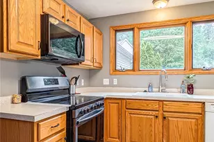 11314 Radburne Ave NW, Uniontown, OH 44685 - Photo 9