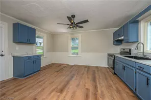 1718 Ferndale Rd NW, Canton, OH 44709 - Photo 9