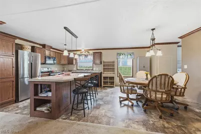 1023 Overlook Drive SW, Canton, OH 44706 - Photo 11