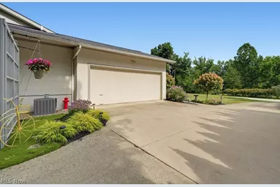 2596 Dodd Road, Willoughby Hills, OH 44094 - Photo 43