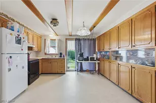 1538 Cottage Pl NW, Canton, OH 44703 - Photo 11