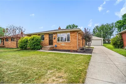 5928 Sweet Birch Drive, Huber Heights, OH 44146 - Photo 1