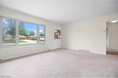 5928 Sweet Birch Drive, Huber Heights, OH 44146 - Photo 7