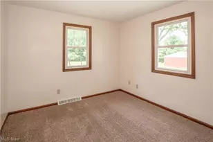 3090-3092 Brumbaugh Street NW, North Canton, OH 44720 - Photo 13