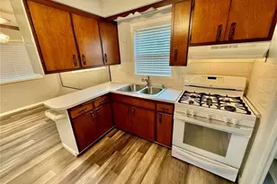 1276 E 359th St, Eastlake, OH 44095 - Photo 7