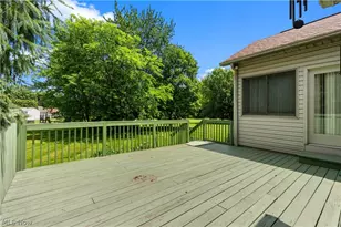 4524 Leawood Dr NE, Canton, OH 44714 - Photo 9