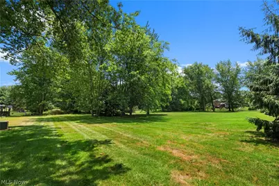 4524 Leawood Drive NE, Canton, OH 44714 - Photo 5