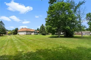 4524 Leawood Dr NE, Canton, OH 44714 - Photo 7