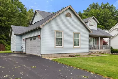 2900 Spring Meadow Circle, Youngstown, OH 44515 - Photo 3