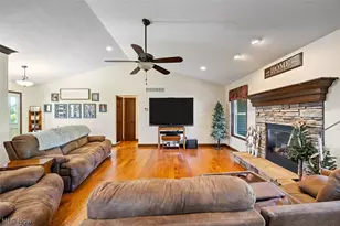 3788 Deerfield Ave NW, North Lawrence, OH 44666 - Photo 11