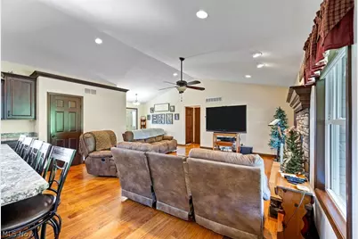3788 Deerfield Avenue NW, North Lawrence, OH 44666 - Photo 13