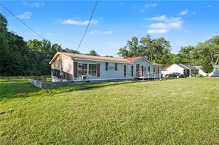 17366 Wick Ave, Lake Milton, OH 44429 - Photo 29