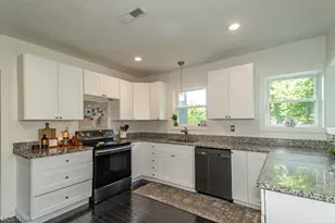 1342 Sebring Ave, Madison, OH 44057 - Photo 13