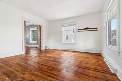 330 W Market Street, Alliance, OH 44601 - Photo 7