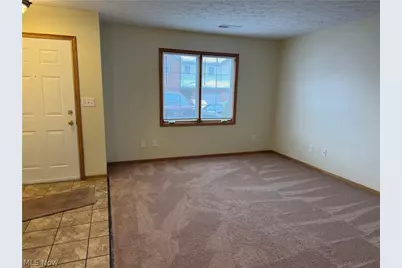 1400 Reimer Road #B, Wadsworth, OH 44281 - Photo 3
