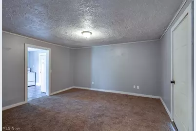 815 Seneca Street NE, Massillon, OH 44646 - Photo 5