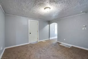 815 Seneca St NE, Massillon, OH 44646 - Photo 9
