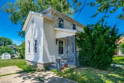 815 Seneca Street NE, Massillon, OH 44646 - Photo 3