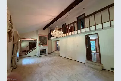 6400 Juniper Drive, Amherst, OH 44001 - Photo 11