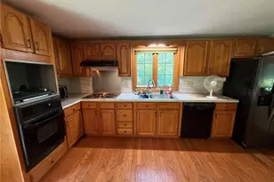6400 Juniper Dr, Amherst, OH 44001 - Photo 13