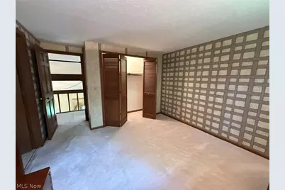 6400 Juniper Drive, Amherst, OH 44001 - Photo 27