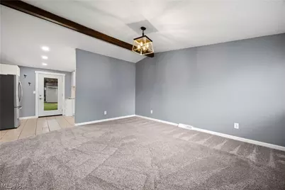 747 Abbe Road N, Elyria, OH 44035 - Photo 9