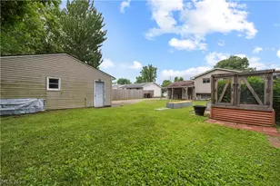 747 Abbe Rd N, Elyria, OH 44035 - Photo 33