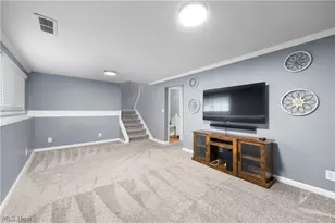 747 Abbe Rd N, Elyria, OH 44035 - Photo 11