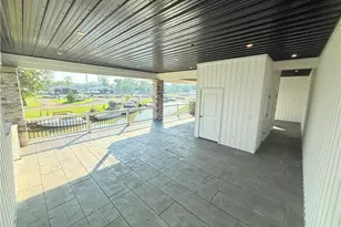 2048 Forest Dr, Eastlake, OH 44095 - Photo 33