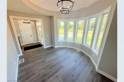 2048 Forest Drive, Eastlake, OH 44095 - Photo 5