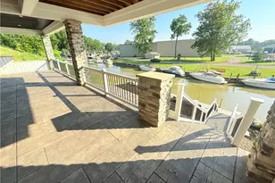 2048 Forest Dr, Eastlake, OH 44095 - Photo 35