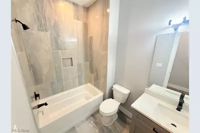 2048 Forest Drive, Eastlake, OH 44095 - Photo 21