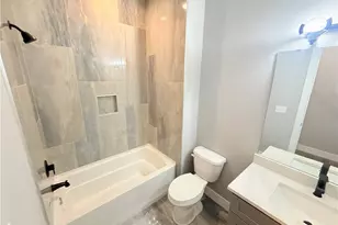 2048 Forest Dr, Eastlake, OH 44095 - Photo 21