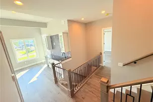 2048 Forest Dr, Eastlake, OH 44095 - Photo 23