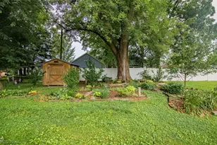 807 Florence St, Belpre, OH 45714 - Photo 3