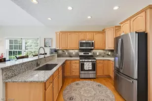 2211 Meadowsweet Ln, Streetsboro, OH 44241 - Photo 17