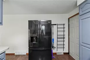 1705 Devonshire Ln, Mansfield, OH 44907 - Photo 9