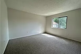 125 Orchard Dr, St Clairsville, OH 43950 - Photo 5