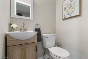 1649 Preston Ave, Akron, OH 44305 - Photo 13
