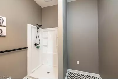 39591 State Route 303, LaGrange, OH 44050 - Photo 23