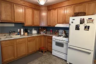 609 Lewis St, Caldwell, OH 43724 - Photo 9