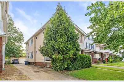 2219 Chesterland Avenue, Oakwood, OH 44107 - Photo 3