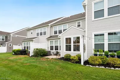 690 Harbour Town Court, Avon Lake, OH 44012 - Photo 41