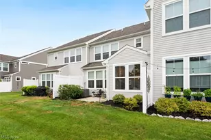 690 Harbour Town Ct, Avon Lake, OH 44012 - Photo 41