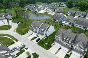 690 Harbour Town Ct, Avon Lake, OH 44012 - Photo 3