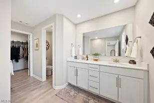 690 Harbour Town Ct, Avon Lake, OH 44012 - Photo 29