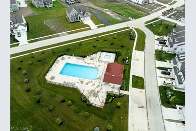 690 Harbour Town Court, Avon Lake, OH 44012 - Photo 47